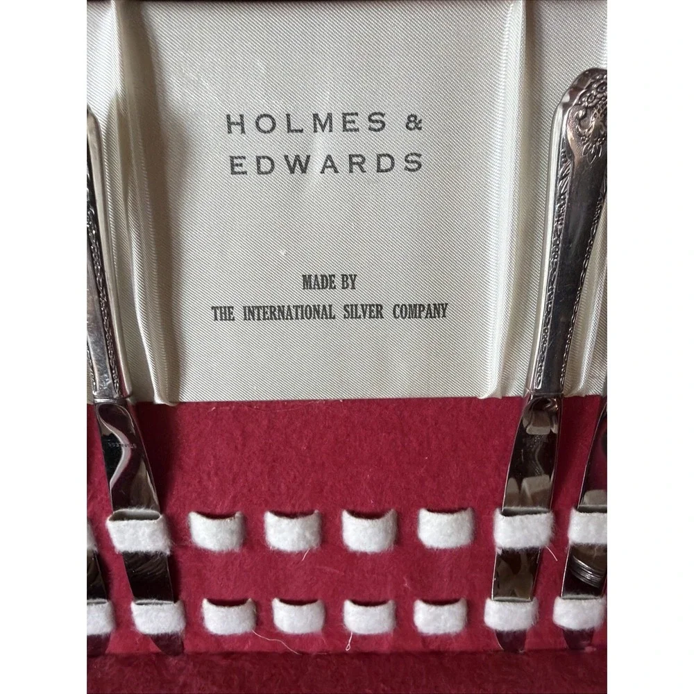 Holmes & Edwards Lovely Lady 1937 Silverplate Flatware 49 Piece Set + Box VTG